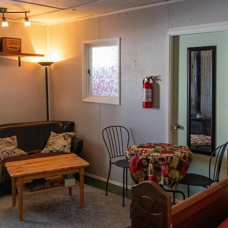 Meadow Suites In Wells Barkerville ภายนอก รูปภาพ